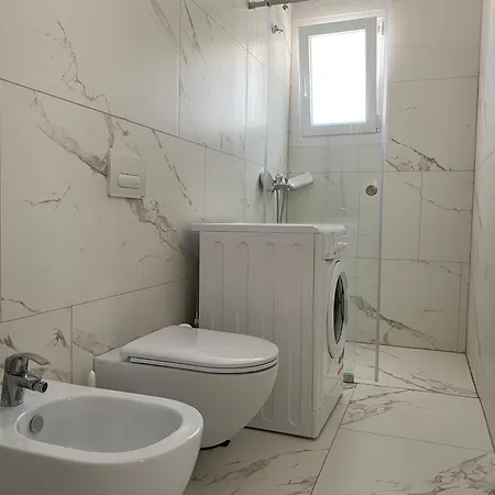 Bright Sea View Apartment With Balcony Liro Beach Uje I Ftohte Vlore