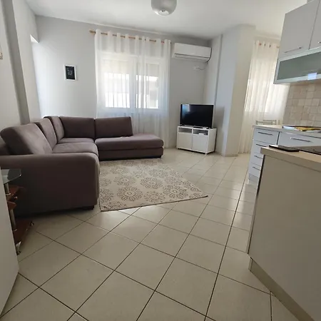 Appartamento Bright Sea View With Balcony Liro Uje I Ftohte Vlorë